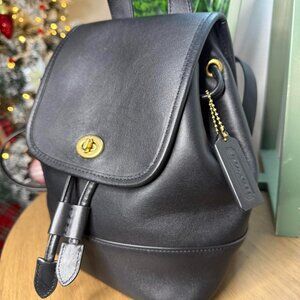 3334 - Coach Turnlock Backpack Limited Edition Reissue